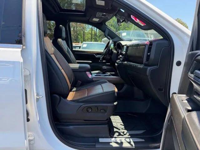 2023 Chevrolet Silverado 1500 4WD Crew Cab Short Bed High Country