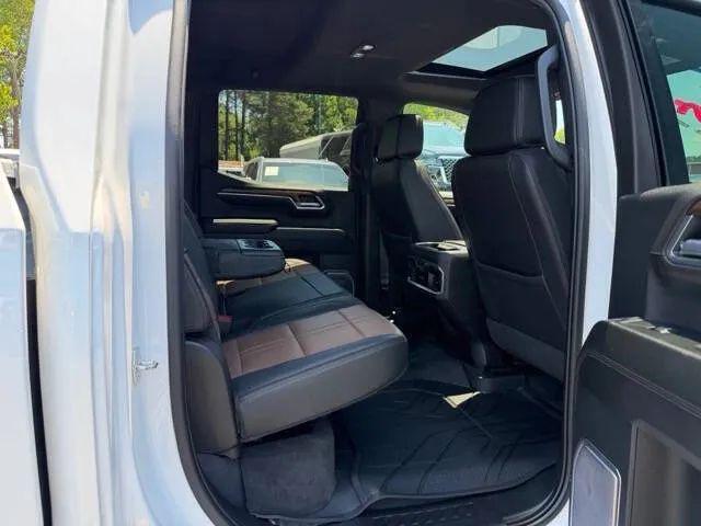 2023 Chevrolet Silverado 1500 4WD Crew Cab Short Bed High Country