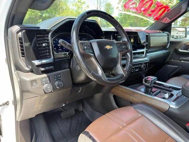 2023 Chevrolet Silverado 1500 4WD Crew Cab Short Bed High Country