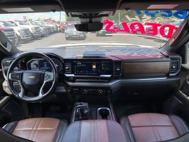 2023 Chevrolet Silverado 1500 4WD Crew Cab Short Bed High Country