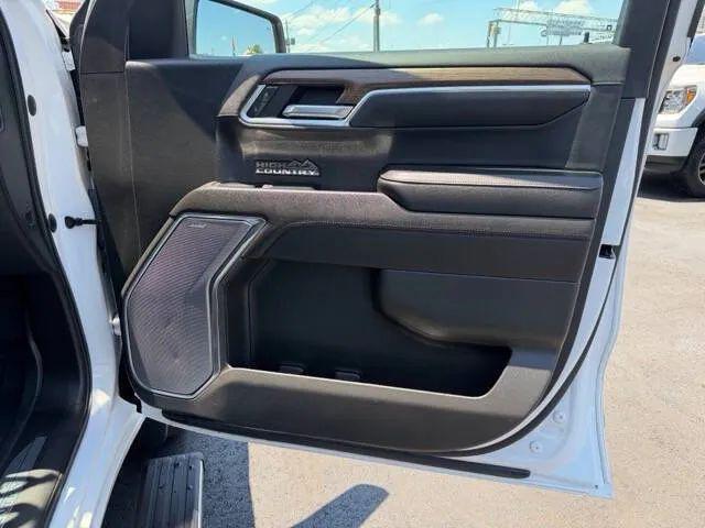2023 Chevrolet Silverado 1500 4WD Crew Cab Short Bed High Country