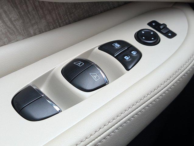 2023 Nissan Murano SL FWD