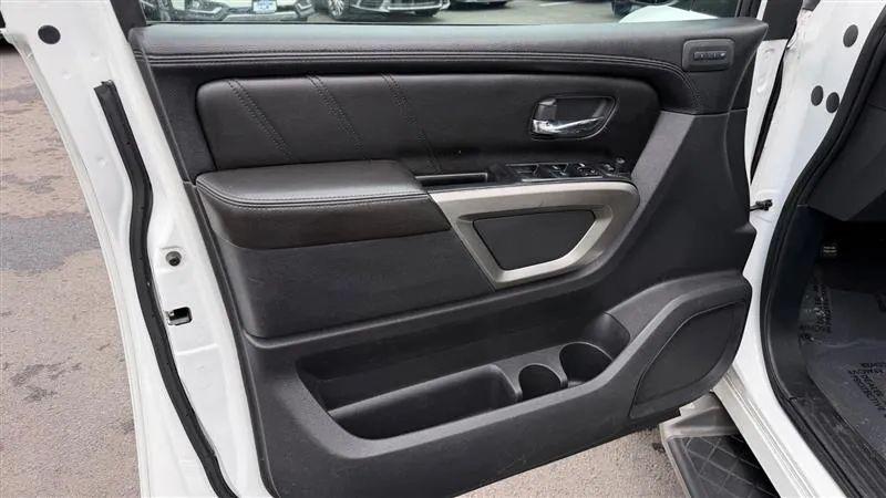 2015 Nissan Armada Platinum