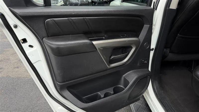 2015 Nissan Armada Platinum