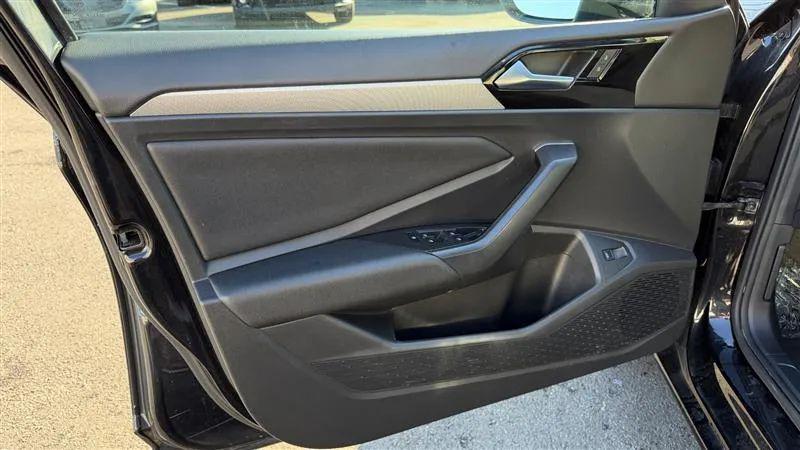 2019 Volkswagen Jetta 1.4T R-Line