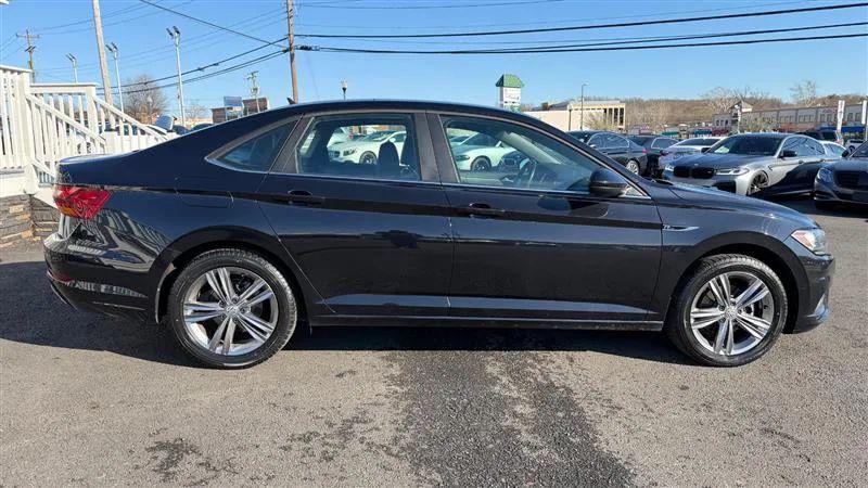 2019 Volkswagen Jetta 1.4T R-Line