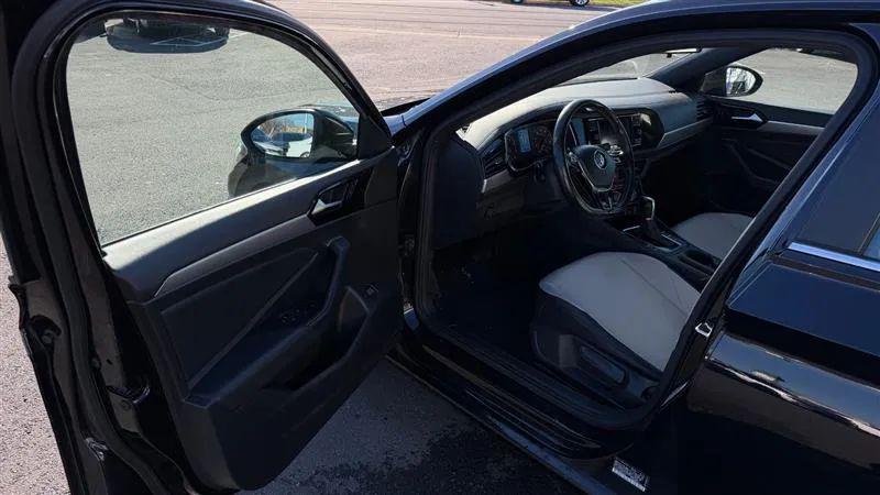 2019 Volkswagen Jetta 1.4T R-Line