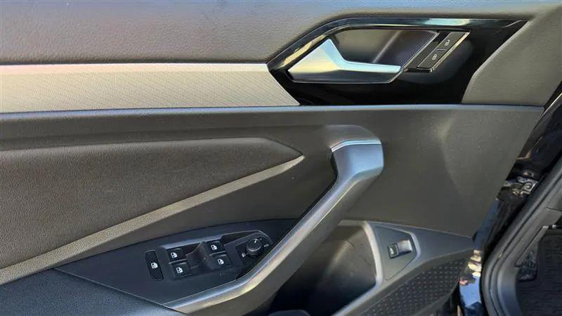 2019 Volkswagen Jetta 1.4T R-Line
