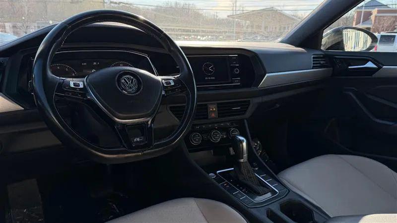 2019 Volkswagen Jetta 1.4T R-Line