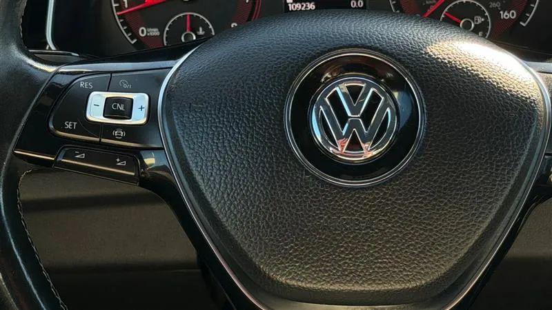 2019 Volkswagen Jetta 1.4T R-Line