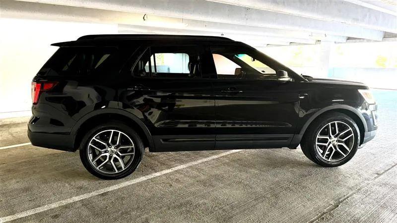 2017 Ford Explorer Sport