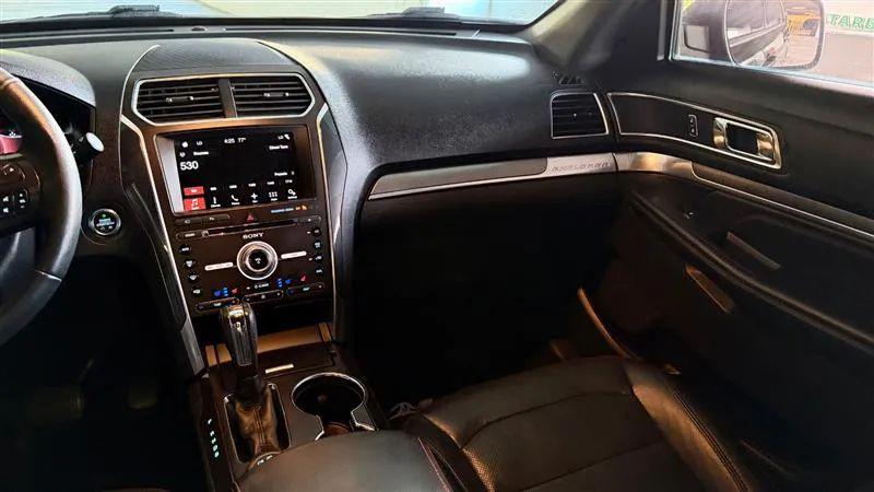 2017 Ford Explorer Sport