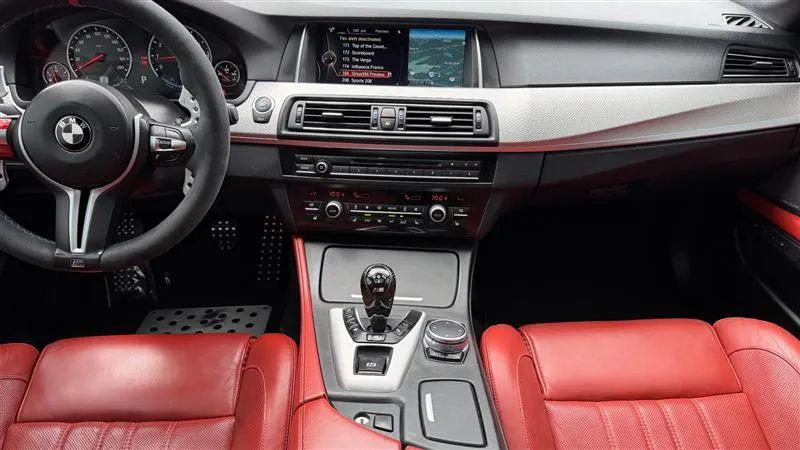 2016 BMW M5 Base