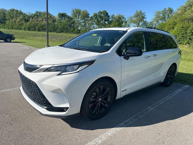 2021 Toyota Sienna XSE