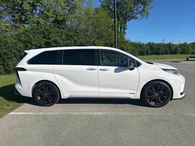 2021 Toyota Sienna XSE