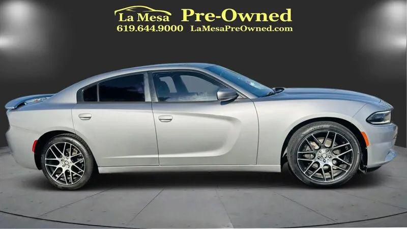 2015 Dodge Charger SE