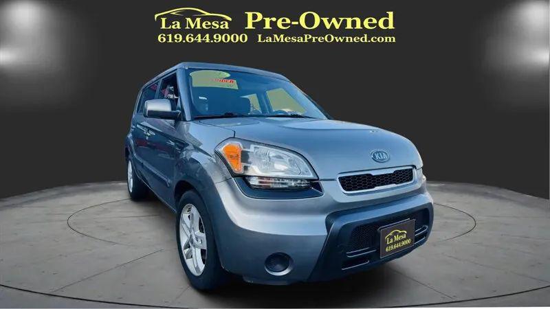 2011 Kia Soul +