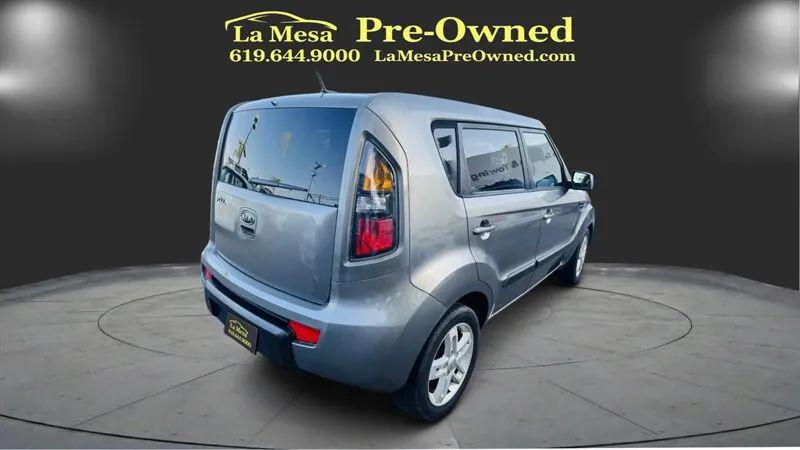 2011 Kia Soul +