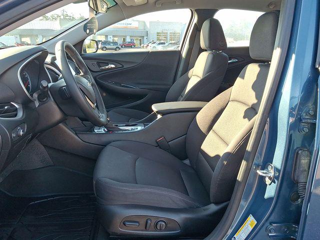 2024 Chevrolet Malibu FWD RS