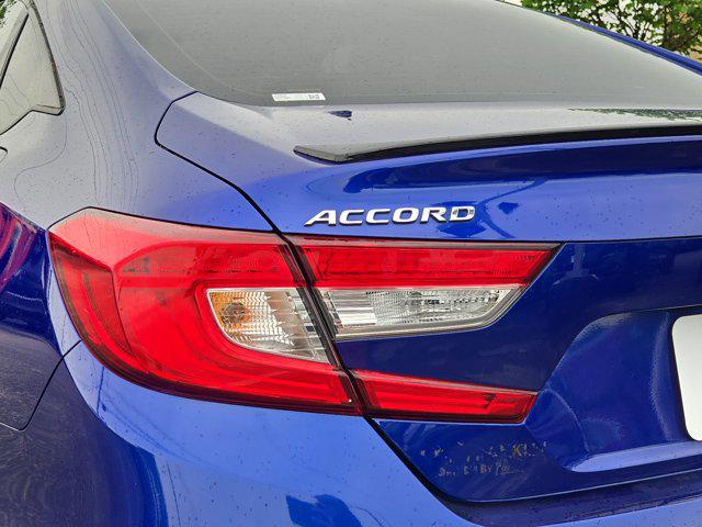 2000 Honda Accord 4d LX AT