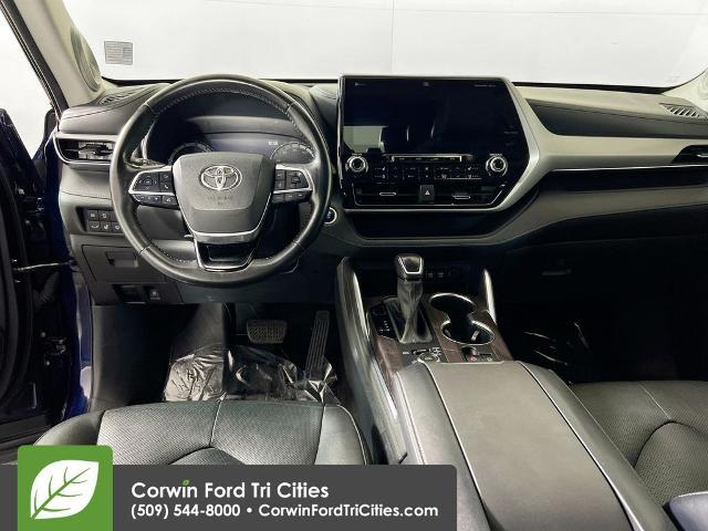 2021 Toyota Highlander Platinum