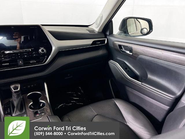 2021 Toyota Highlander Platinum