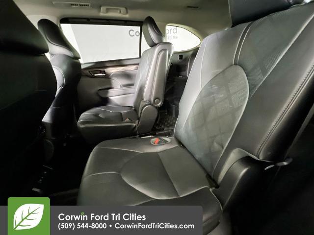 2021 Toyota Highlander Platinum