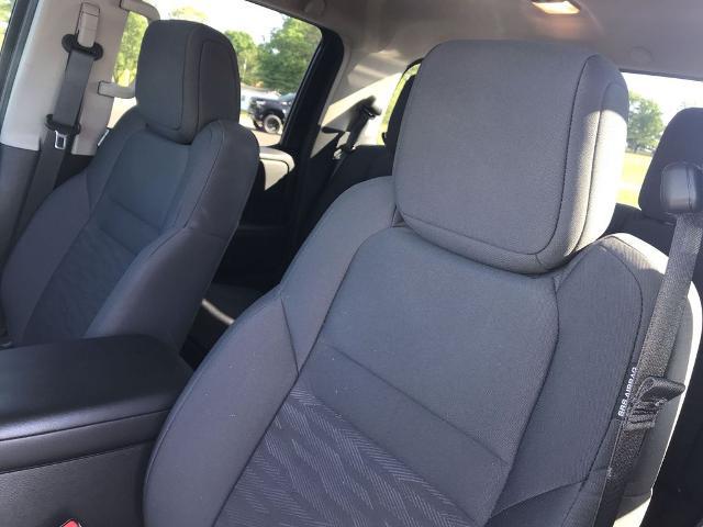 2025 Nissan Frontier Crew Cab S 4x4