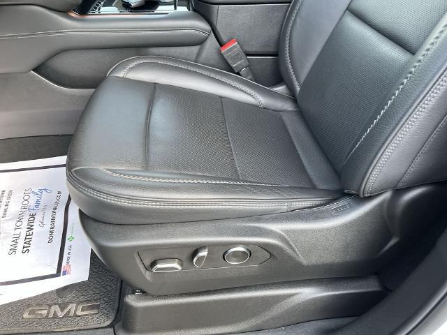 2025 GMC Yukon XL 4WD Denali