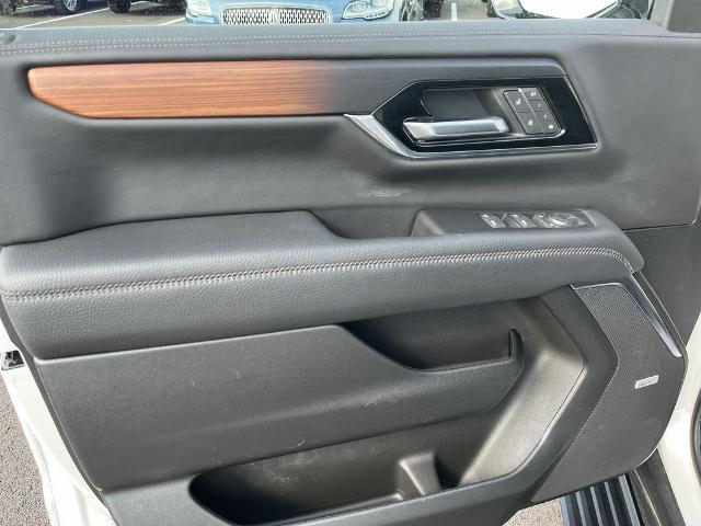2025 GMC Yukon XL 4WD Denali