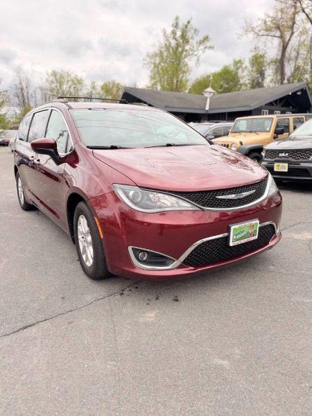2017 Chrysler Pacifica Touring Plus