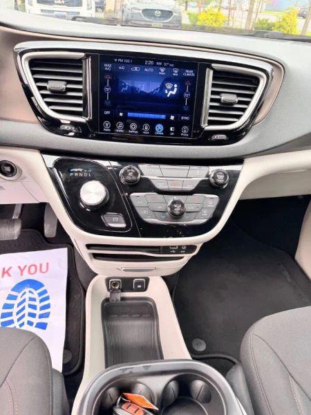 2017 Chrysler Pacifica Touring Plus