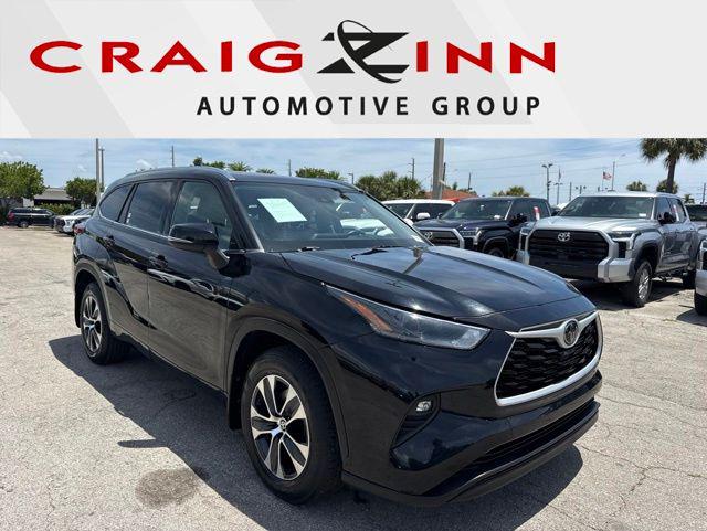 2021 Toyota Highlander XLE for sale in Hollywood, FL