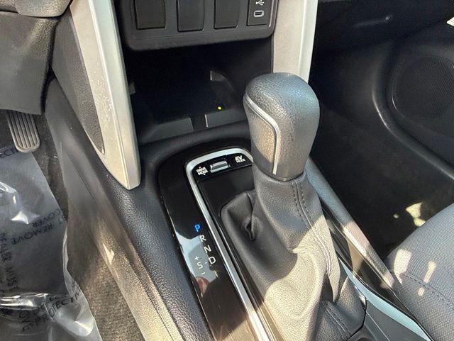 2025 Toyota Corolla Cross Hybrid SE