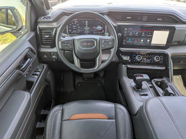 2024 GMC Sierra 1500 4WD Crew Cab Short Box AT4