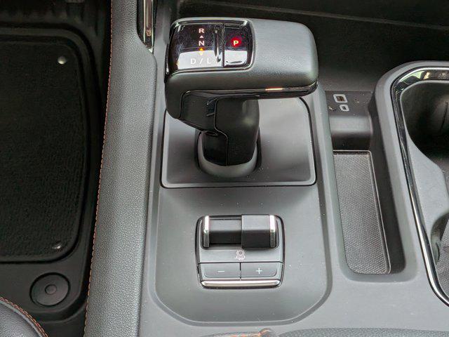 2024 GMC Sierra 1500 4WD Crew Cab Short Box AT4