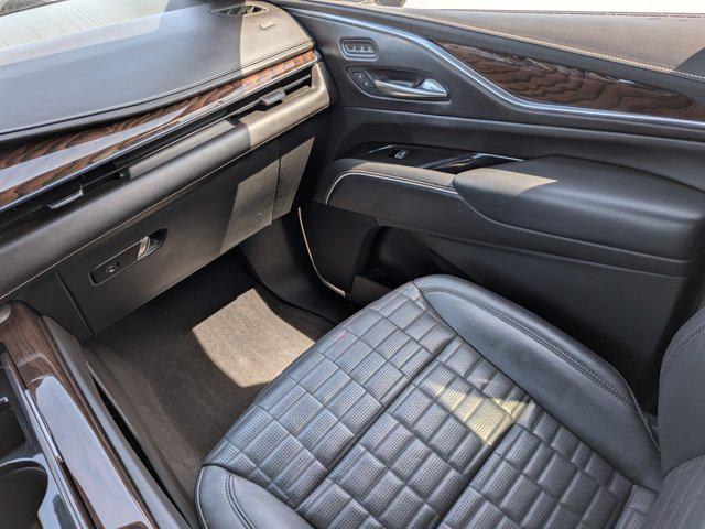 2023 Cadillac Escalade 4WD Sport Platinum
