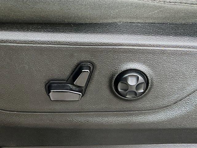2020 Ram 1500 Big Horn Crew Cab 4x4 5'7" Box