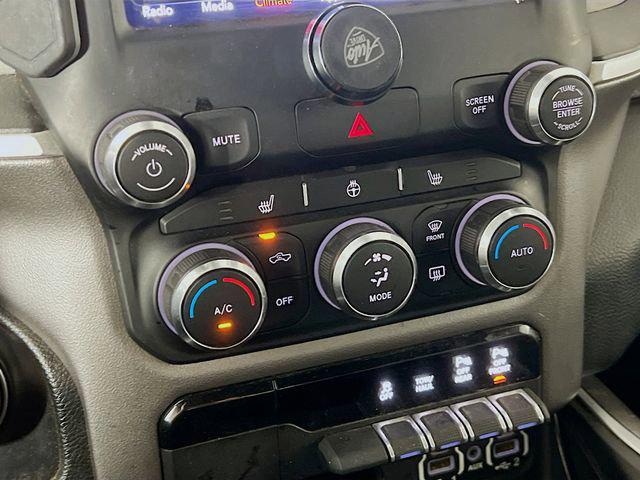 2020 Ram 1500 Big Horn Crew Cab 4x4 5'7" Box