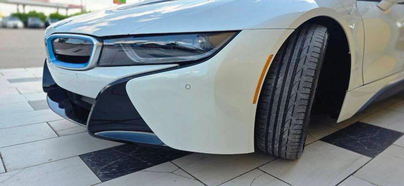 2019 BMW i8 Base