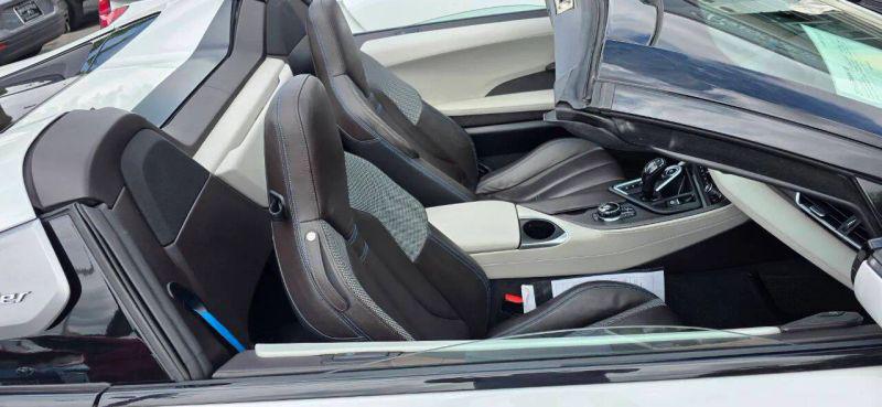 2019 BMW i8 Base
