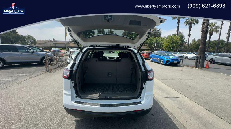 2017 Chevrolet Traverse LS