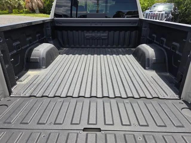 2026 GMC Sierra 1500 Crew Cab, Short Bed, AT4, 4WD