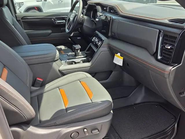 2026 GMC Sierra 1500 Crew Cab, Short Bed, AT4, 4WD