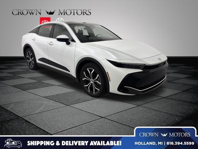 2024 Toyota Crown Limited AWD's photo