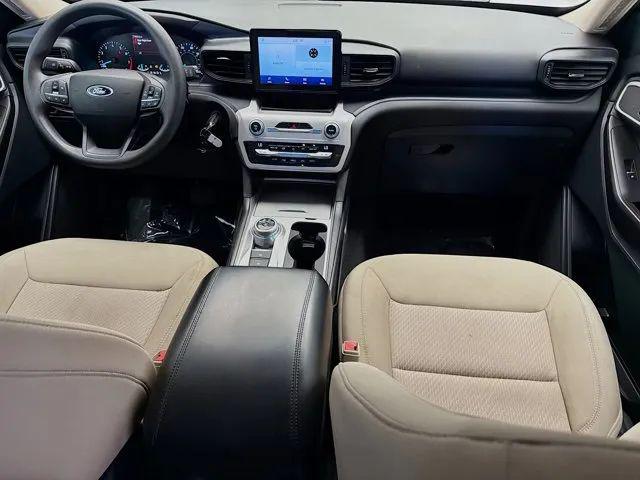 2021 Ford Explorer Base