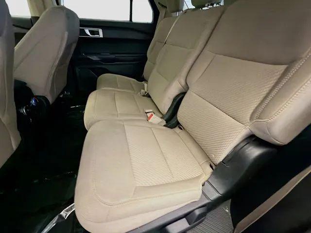 2021 Ford Explorer Base