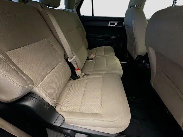 2021 Ford Explorer Base