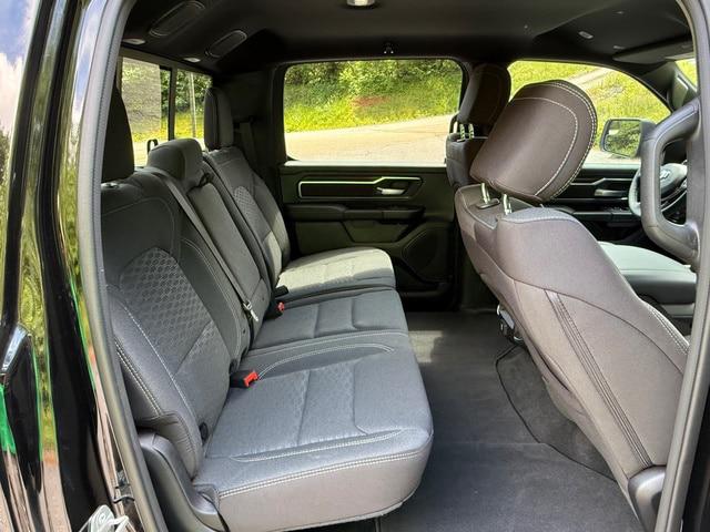 2025 Ram 1500 Big Horn Crew Cab 4x4 5'7" Box
