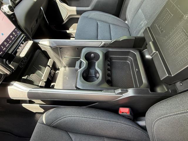 2025 Ram 1500 Big Horn Crew Cab 4x4 5'7" Box